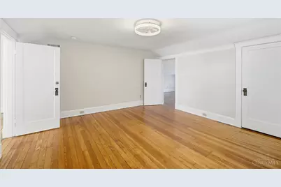 339 Thrall Street, Cincinnati, OH 45220 - Photo 42