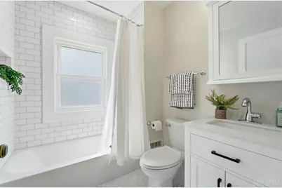 339 Thrall Street, Cincinnati, OH 45220 - Photo 36