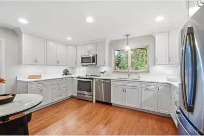 4877 Le Blond Avenue, Cincinnati, OH 45208 - Photo 12