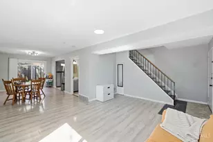 7752 Montgomery Rd, Sycamore Township, OH 45236 - Photo 10