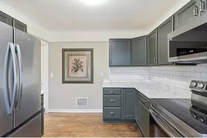 1127 W North Bend Dr, Cincinnati, OH 45224 - Photo 18