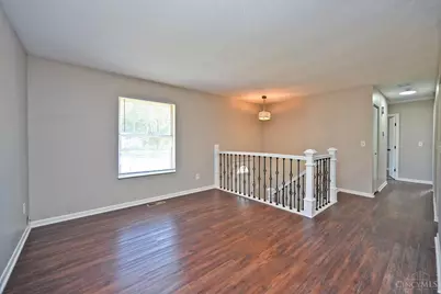 813 Allenwood Court, Delhi Township, OH 45238 - Photo 8