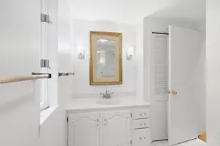 407 Lafayette Ave, Cincinnati, OH 45220 - Photo 14