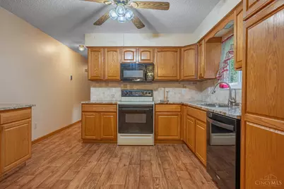 9171 Eby Road, Germantown, OH 45327 - Photo 8