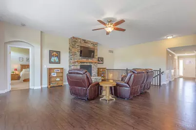 3194 Renaissance Boulevard, Middletown, OH 45005 - Photo 4