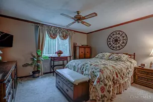 923 Beechmeadow Ln, Cincinnati, OH 45238 - Photo 16