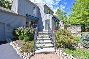 14 Falling Brook Ln, Blue Ash, OH 45241 - Photo 2
