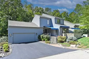 14 Falling Brook Ln, Blue Ash, OH 45241 - Photo 1