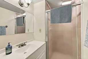 5523 Arnsby Pl, Cincinnati, OH 45227 - Photo 32