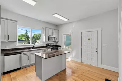1787 Townsend Street, Cincinnati, OH 45223 - Photo 4