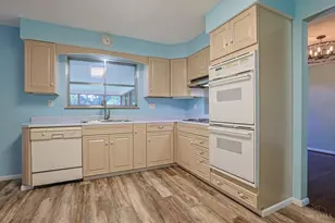 543 Compton Rd, Wyoming, OH 45231 - Photo 12