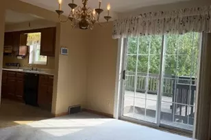 5989 Oakapple Dr, Green Township, OH 45248 - Photo 8