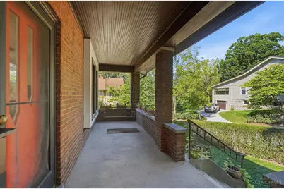 577 Evanswood Place, Cincinnati, OH 45220 - Photo 8