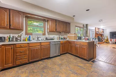6174 S Shadow Hill Way, Miami Township, OH 45140 - Photo 8