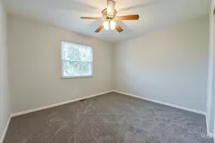9926 Pinedale Dr, Colerain Township, OH 45231 - Photo 12