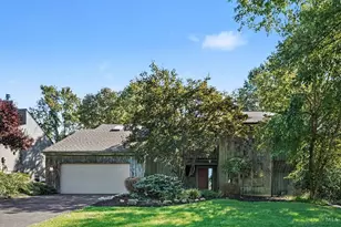 2458 Pond Run Ave, Anderson Township, OH 45244 - Photo 2