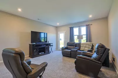 3427 Spring Harvest Drive, Batavia, OH 45103 - Photo 8