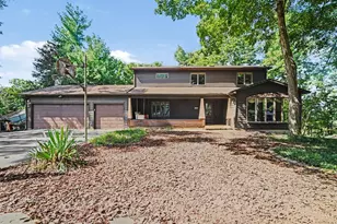 401 Lowell St, Loveland, OH 45140 - Photo 1