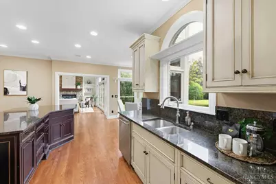 8575 Sleepy Hollow Drive, Indian Hill, OH 45243 - Photo 24