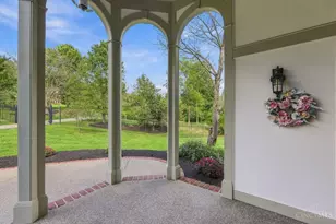8575 Sleepy Hollow Dr, Indian Hill, OH 45243 - Photo 6