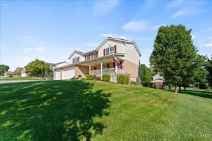 3106 Crowfoot Dr, Fairfield Township, OH 45011 - Photo 2