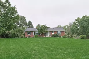 1697 Wilmington Rd, Turtle Creek Township, OH 45036 - Photo 2