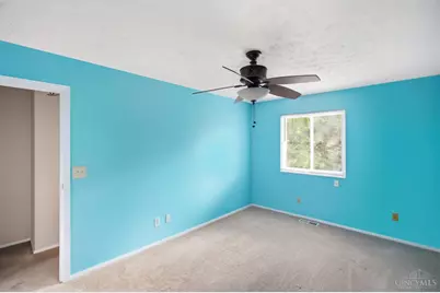 1058 E Crescentville Road, West Chester, OH 45246 - Photo 16