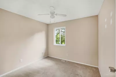 1058 E Crescentville Road, West Chester, OH 45246 - Photo 18