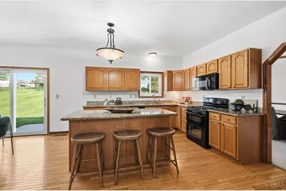 7588 Providence Woods Court, West Chester, OH 45069 - Photo 12