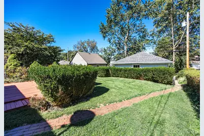 443 Triangle Avenue, Oakwood, OH 45419 - Photo 16