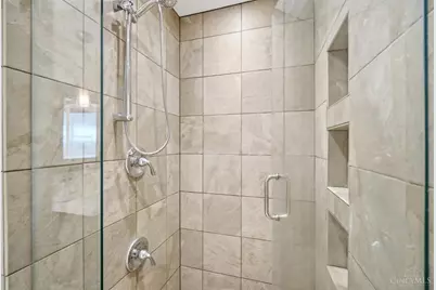 670 Libbejo Drive, Delhi Township, OH 45233 - Photo 24