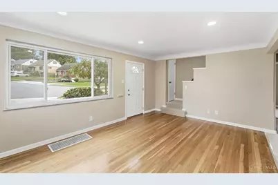 1480 Larann Lane, Cincinnati, OH 45231 - Photo 10
