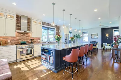2900 Corbin Park Court, Cincinnati, OH 45226 - Photo 2