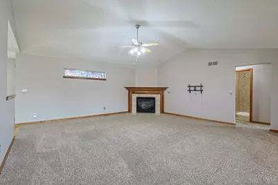 5984 Tyler Point Drive, Fairfield, OH 45011 - Photo 4