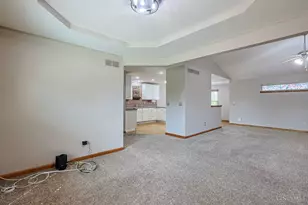 5984 Tyler Point Dr, Fairfield Township, OH 45011 - Photo 10