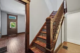 2200 W Clifton Ave, Cincinnati, OH 45219 - Photo 6