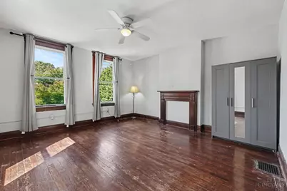 2200 W Clifton Avenue, Cincinnati, OH 45219 - Photo 14