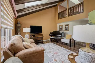 755 Hidden Cir, Washington Twp, OH 45458 - Photo 4