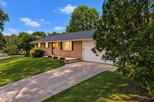 1614 Acreview Dr, Springfield Township, OH 45240 - Photo 1