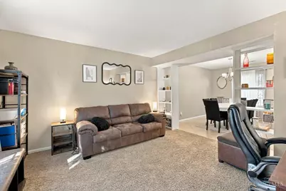 407 Pebble Court, Englewood, OH 45322 - Photo 6