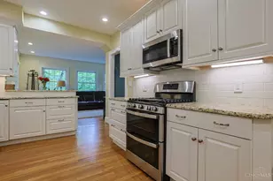 14 Sylvan Ln, Wyoming, OH 45215 - Photo 22
