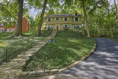 14 Sylvan Lane, Wyoming, OH 45215 - Photo 2