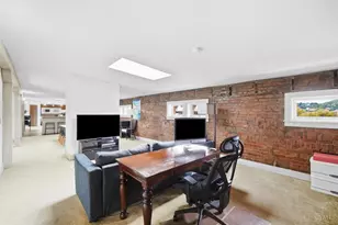 1126 Walnut St, Cincinnati, OH 45202 - Photo 26