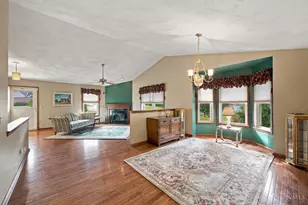 5460 Lakefront Dr, Green Township, OH 45247 - Photo 10