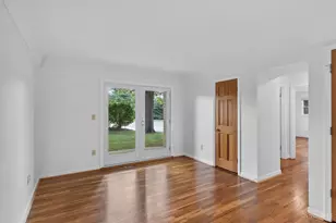 9043 Winton Rd, Springfield Township, OH 45231 - Photo 4