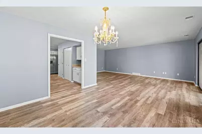 3533 Amberacres Drive #305, Cincinnati, OH 45237 - Photo 10