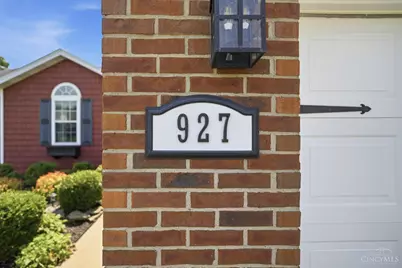 927 Golden Meadows Court, Trenton, OH 45050 - Photo 2