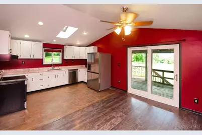 8141 Lesourdsville West Chester Road, West Chester, OH 45069 - Photo 20