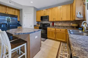 5561 Shetland Ct, Hamilton Township, OH 45152 - Photo 8