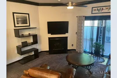9741 Bunker Hill Lane #9741, Montgomery, OH 45242 - Photo 4